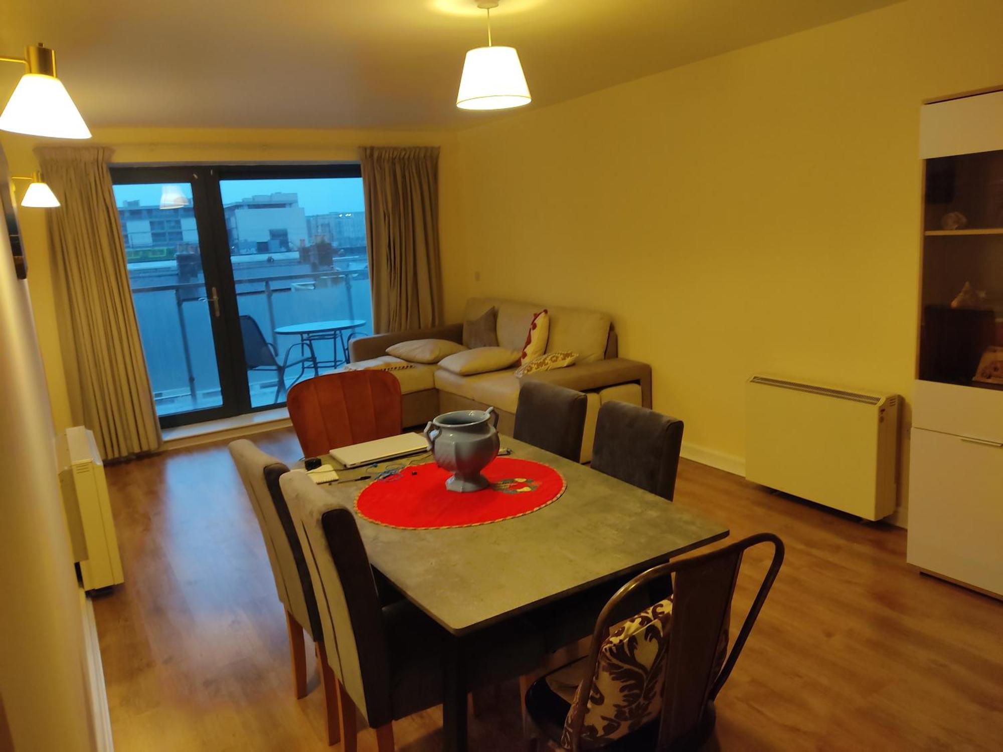 Swallows Nest - Spacious Bright Double Bedroom With Ensuite Bathroom ดับลิน ภายนอก รูปภาพ