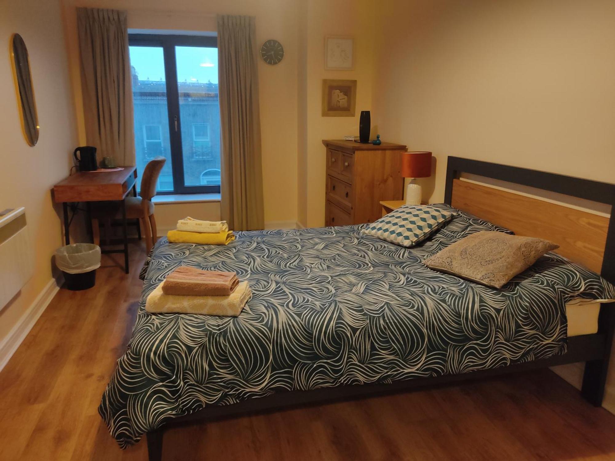 Swallows Nest - Spacious Bright Double Bedroom With Ensuite Bathroom ดับลิน ภายนอก รูปภาพ